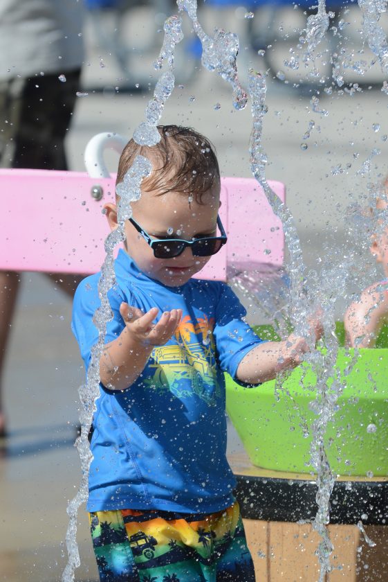 Cooling off News, Sports, Jobs Altoona Mirror